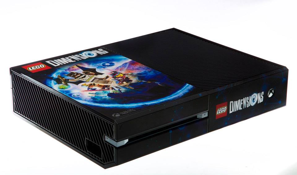SDCC] Xbox Giving Away Limited Edition Xbox One Consoles Including LEGO  Avengers, LEGO Dimensions - FBTB