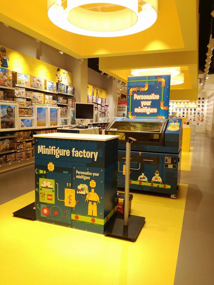 Copenhagen LEGO Store Reveals Custom Minifig Printer - FBTB