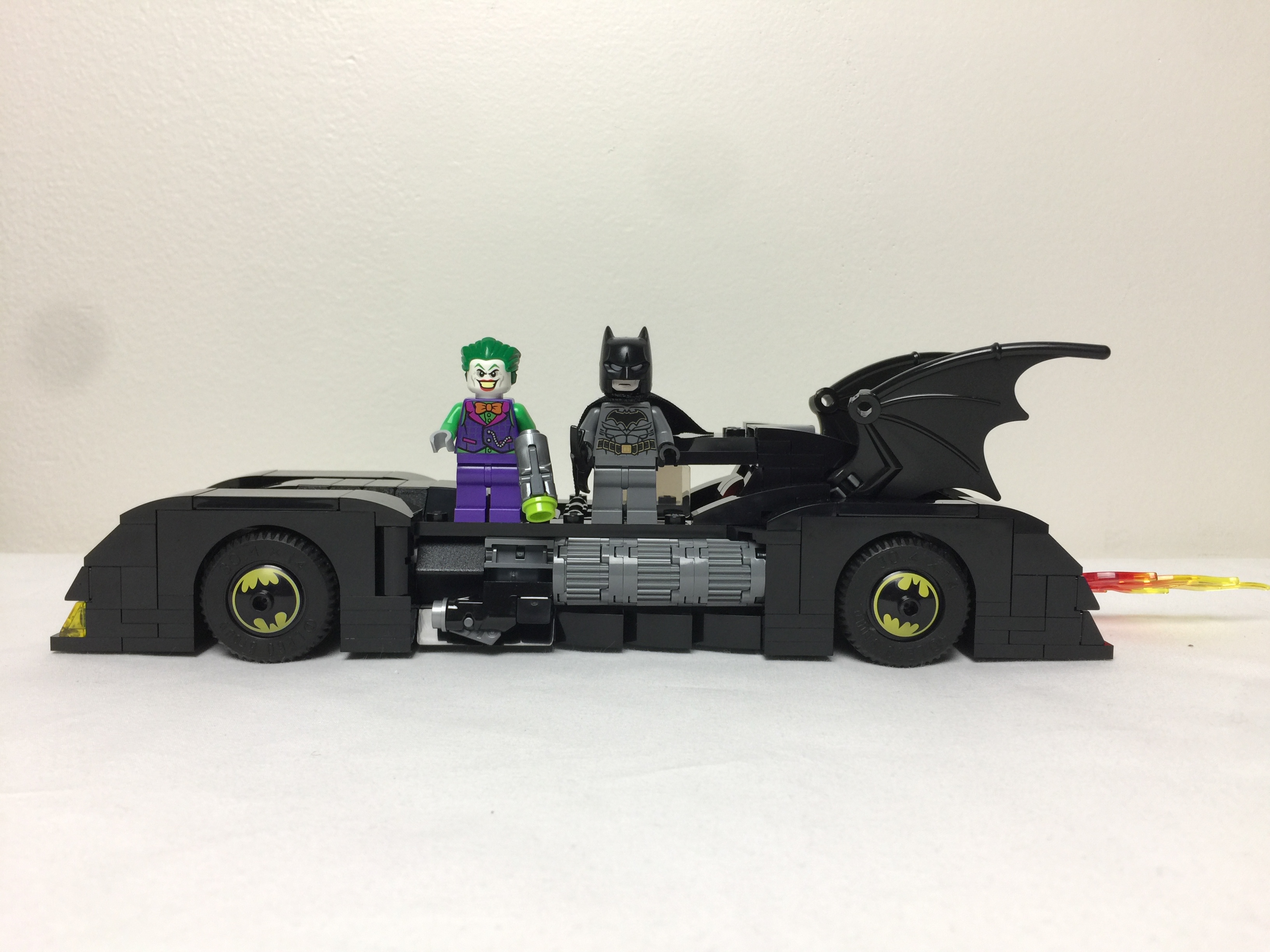 LEGO Batman Review: 76119 Batmobile: Pursuit of The Joker - FBTB