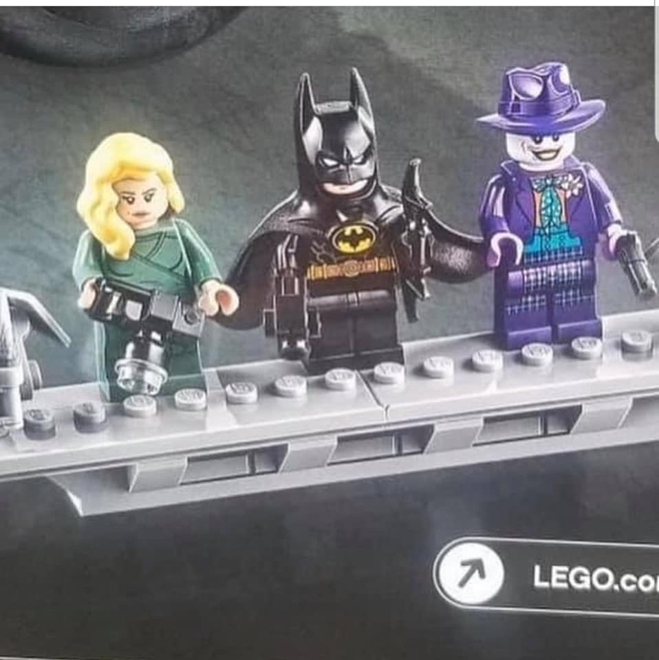 UCS-Scale Set Of The 1989 Batmobile Is Going To Be A Thing - FBTB